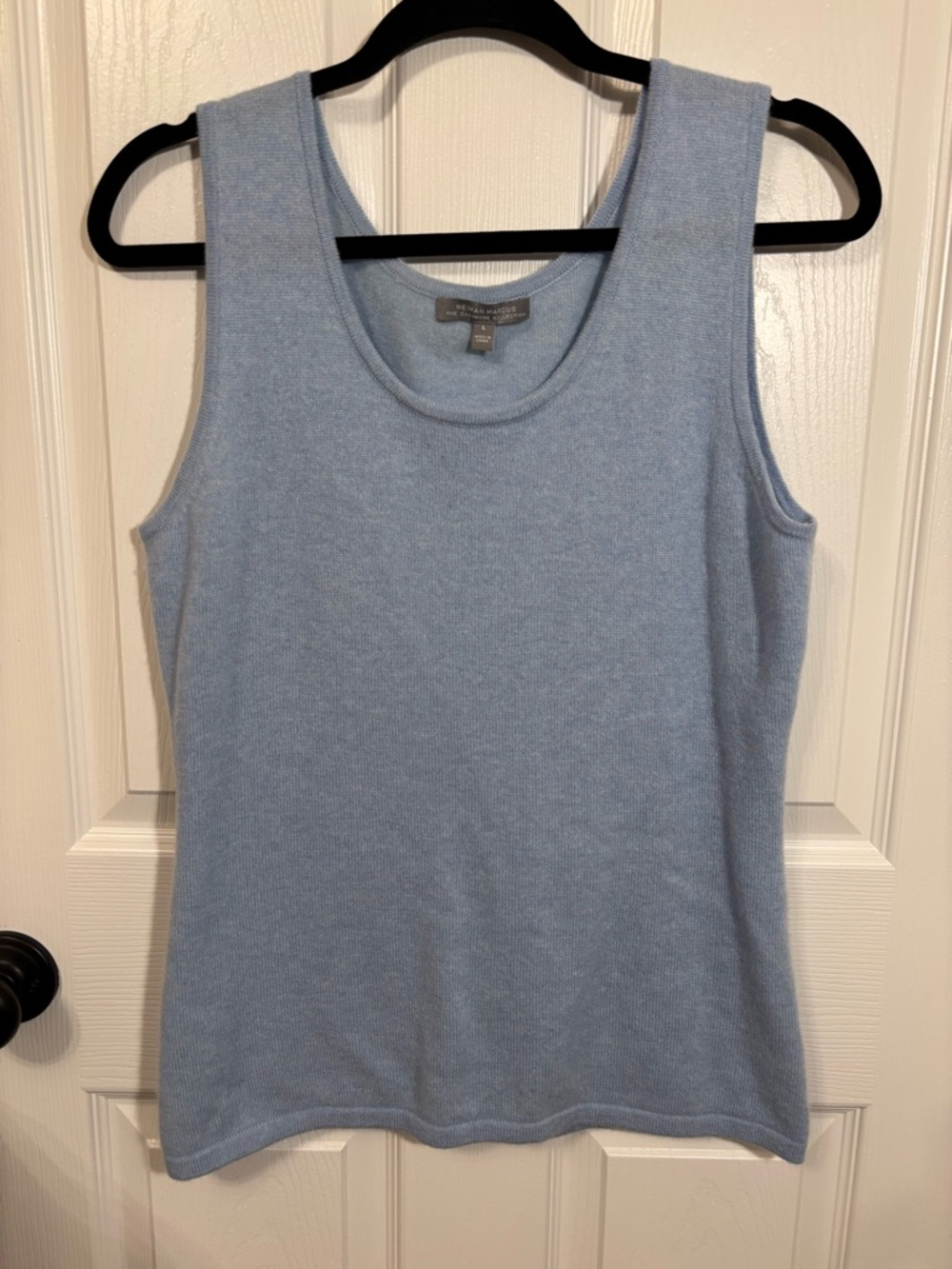 100% Cashmere Neiman Marcus Light Blue Knit Tank Top